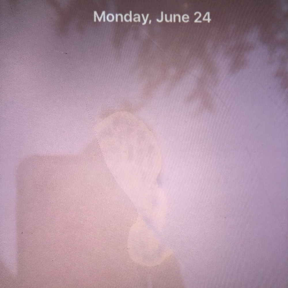 second generation ipad - Picture 4 of 8
